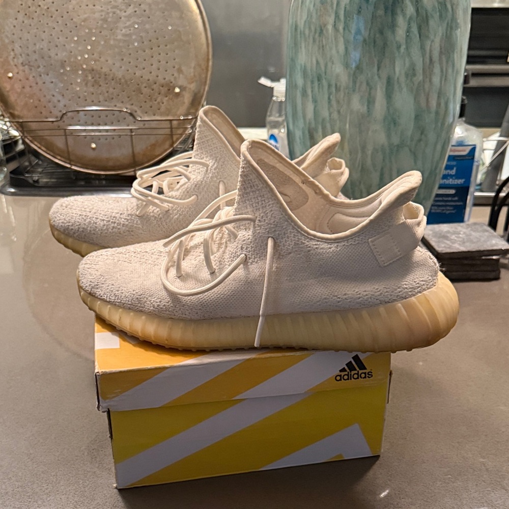 Adidas Yeezy Boost 350 V2 in Cream White